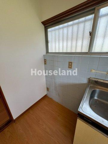 西大井戸建のキッチン