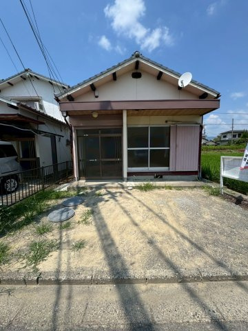 西大井戸建のエントランス