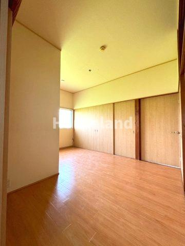 西大井戸建の居間・リビング