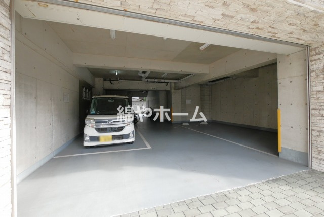 willDo難波wⅡの駐車場|駐車場があるので、車を買う予定の方も安心です