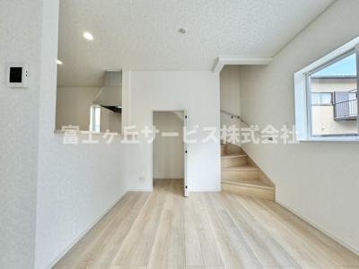 【ダイニング】 | 静岡市葵区竜南3丁目 2期 新築一戸建て 3号棟 | ダイニングです