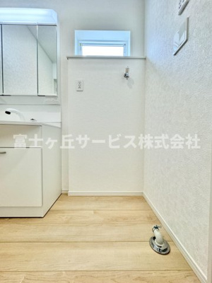 【ランドリースペース】 | 静岡市葵区竜南3丁目 2期 新築一戸建て 3号棟 | 洗濯機置き場です