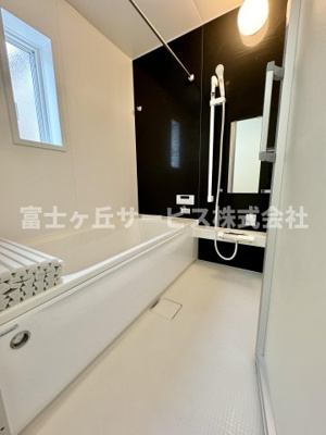 【浴室】 | 静岡市葵区竜南3丁目 2期 新築一戸建て 3号棟 | ゆったりくつろげるお風呂です