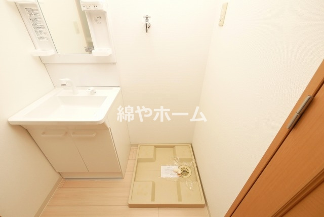 willDo難波wⅠの独立洗面台|独立洗面台あり、毎朝おしゃれに忙しい女性の方におすすめです