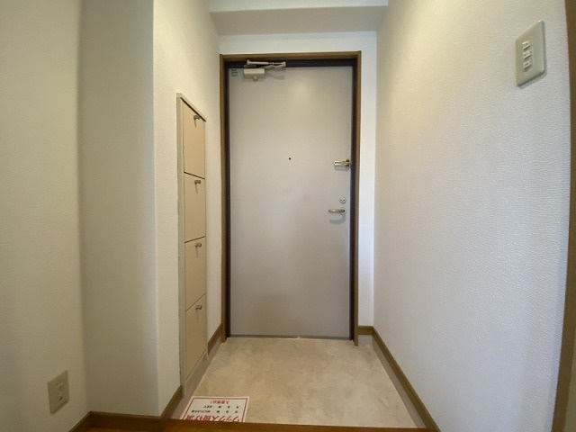 プレ・ファミーユ高宮の玄関