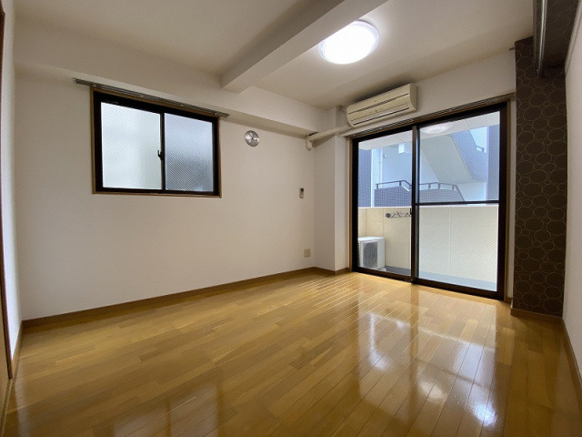 プレ・ファミーユ高宮の居間・リビング