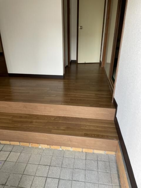 岩出市南大池戸建ての玄関