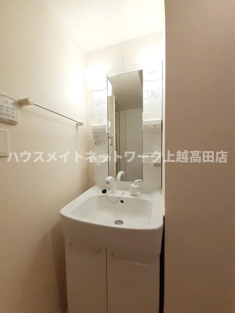 カーサ　ミニョンの洗面所|洗髪洗面化粧台