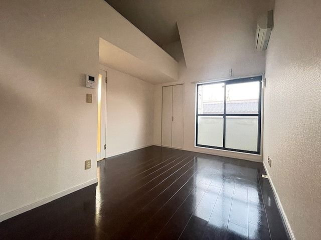 チェルカーレ高宮の居間・リビング