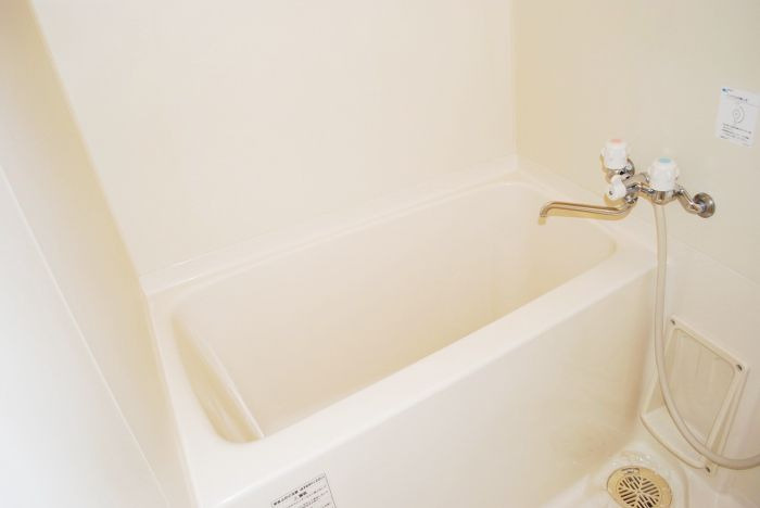 ラ・フィールド平尾の浴室