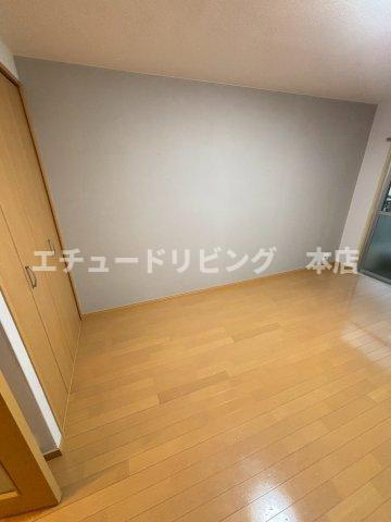 東和マンションの寝室