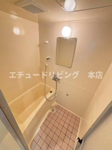 東和マンションの浴室