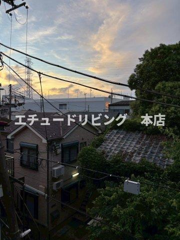 東和マンションの周辺