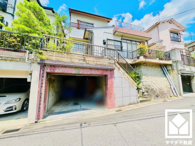 宇治市木幡南山の外観