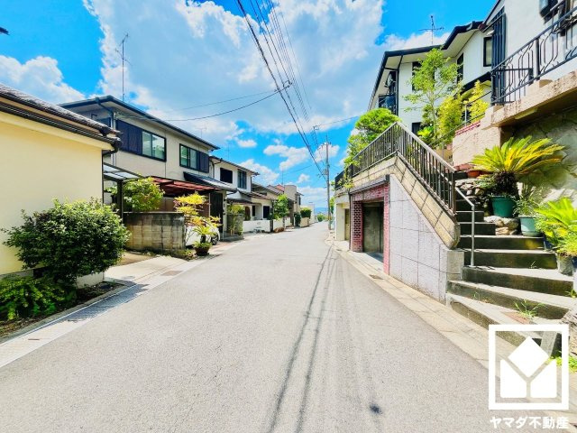 宇治市木幡南山の前面道路含む現地写真