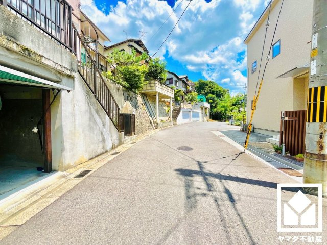 宇治市木幡南山の前面道路含む現地写真