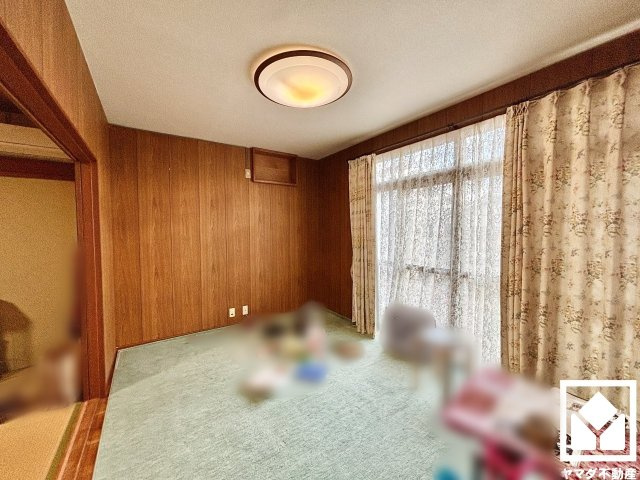 宇治市木幡南山の洋室