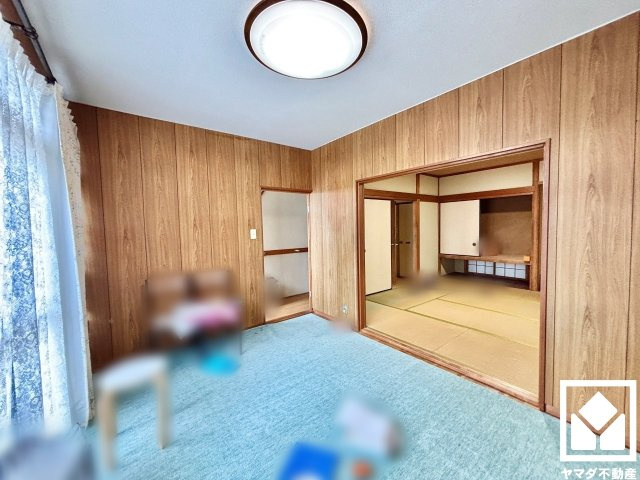 宇治市木幡南山の洋室