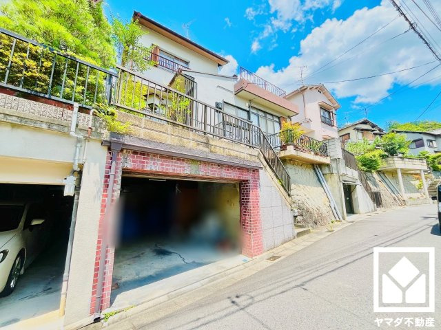 宇治市木幡南山の外観