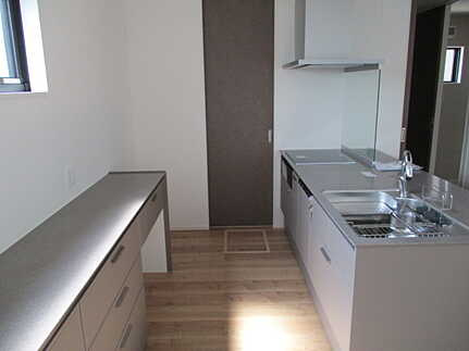 宮島口上1丁目の前面道路含む現地写真