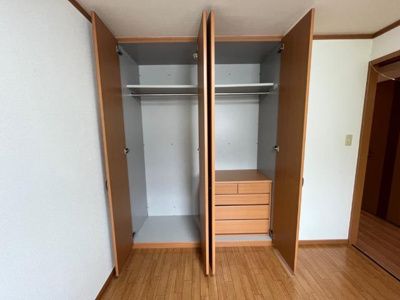 【収納】 | ガーデンヒルズ | 北側洋室収納