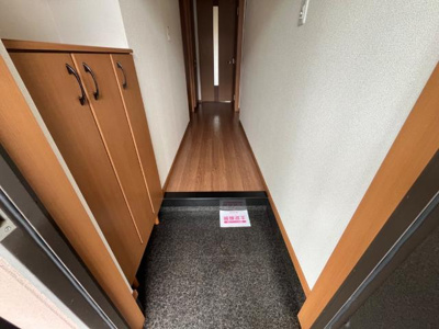 【玄関】 | ガーデンヒルズ | 玄関