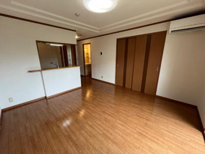 【居間・リビング】 | ガーデンヒルズ | リビング