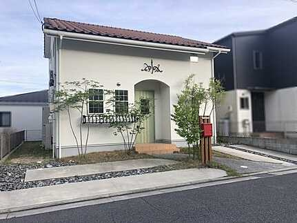 広島市安佐南区山本新町５丁目の前面道路含む現地写真