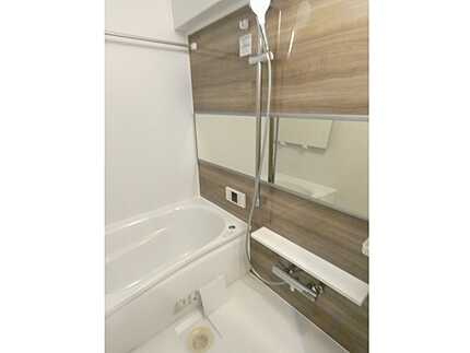 ファミール広島A棟の浴室