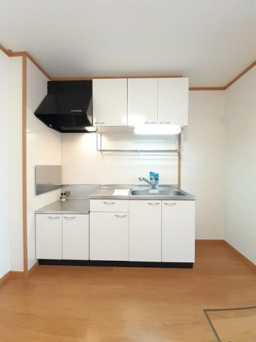 ノイ・フロイデＢのキッチン|お料理しやすいキッチンです