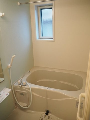 ニューシティ本郷の浴室|日々の疲れを癒すお風呂付です