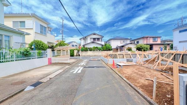 横浜市緑区東本郷２丁目の新築一戸建の前面道路含む現地写真|周辺環境も合わせてご案内させて頂きます！
お気軽にお問い合わせ下さい！