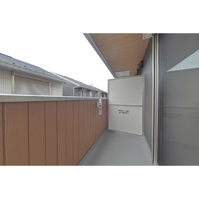 岐阜市長良井田のアパートのバルコニー