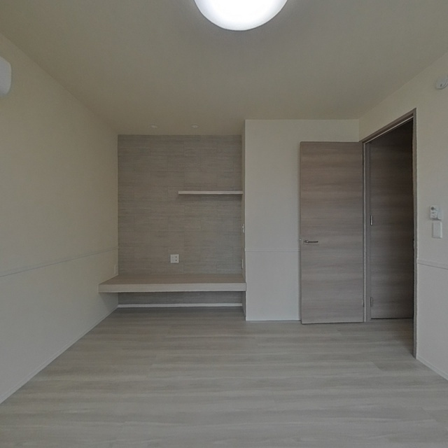 岐阜市長良井田のアパートの内装