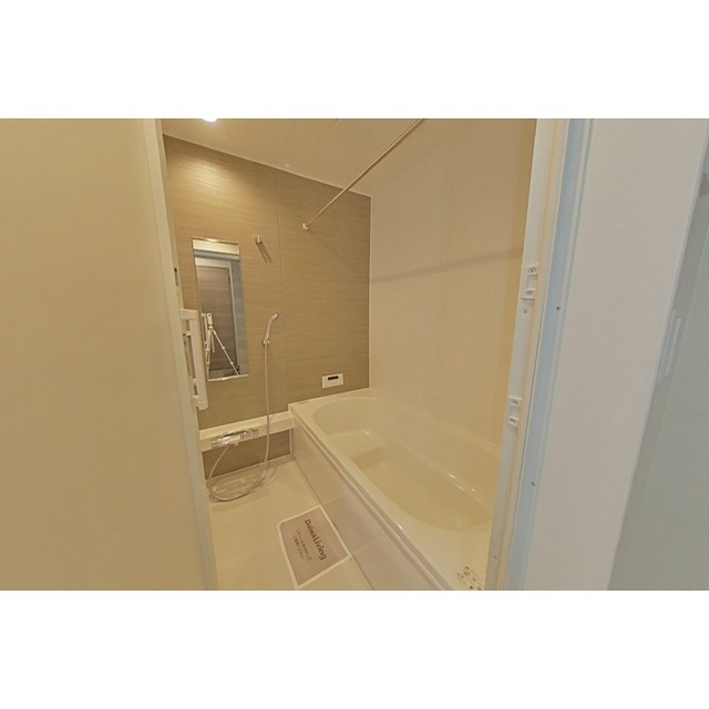 岐阜市長良井田のアパートの浴室