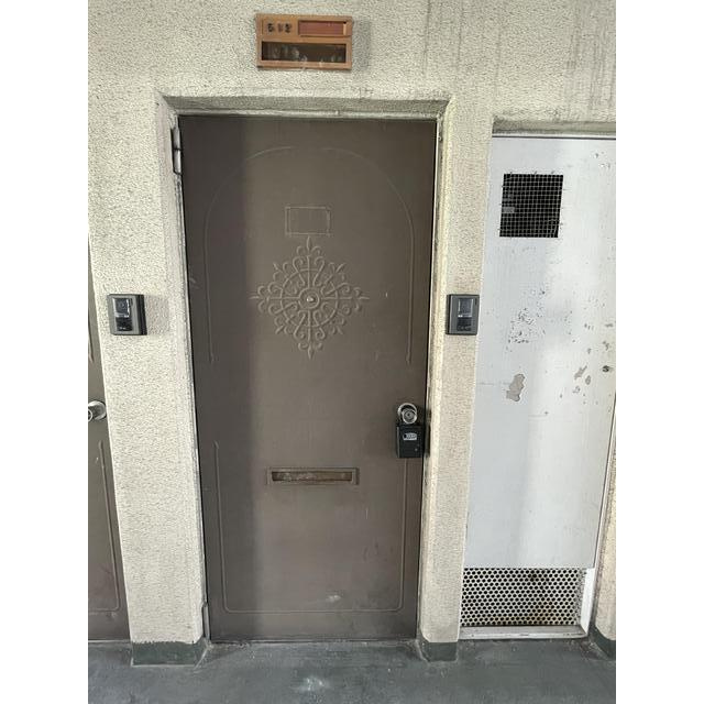 チサンマンション　512号室の玄関