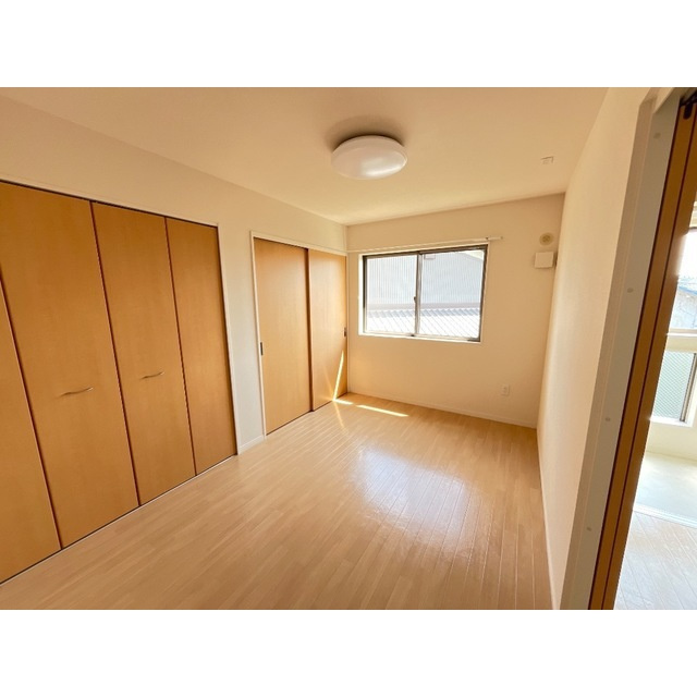 ユニヴァリィ・ハイのその他