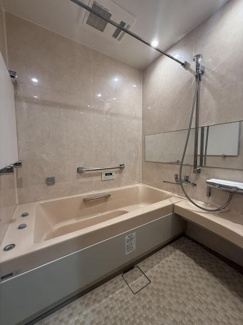 【浴室】 | １階バスルーム