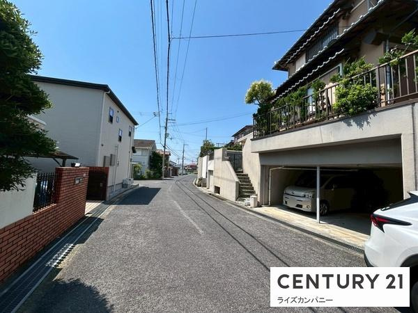 【前面道路含む現地写真】 | 和泉市寺門町2丁目　中古戸建