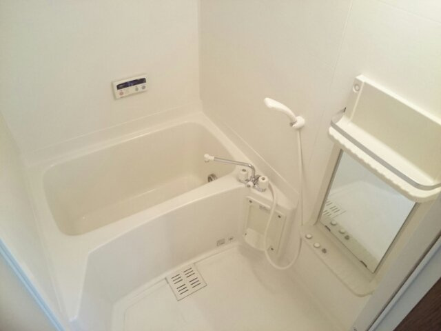 ラフィーネ　Ⅰの浴室