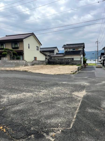 【前面道路含む現地写真】 | 湯梨浜町松崎土地６３坪