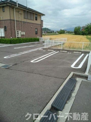 【駐車場】 | ロイヤルガーデンハイツＢ