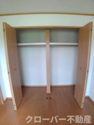 【収納】 | ロイヤルガーデンハイツＢ