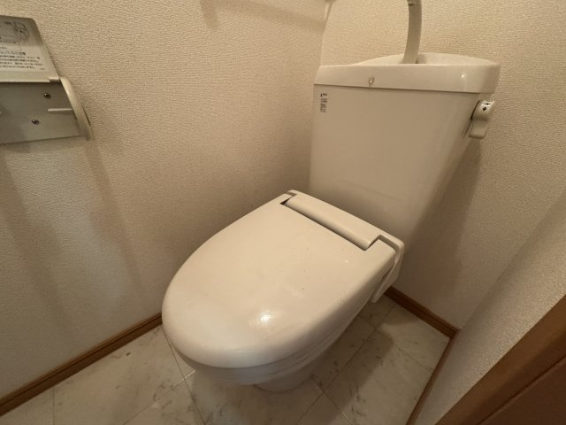 アンジュのトイレ