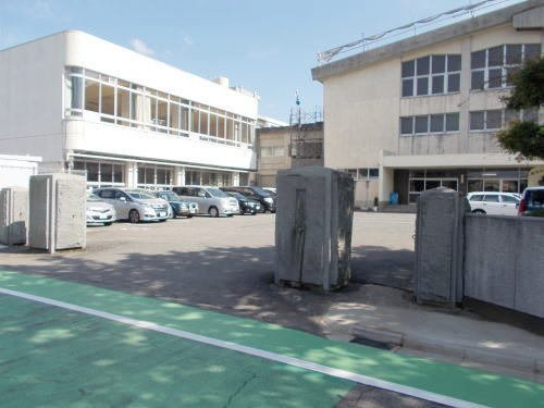 プロヴァンス木田　Ａの周辺|明倫中学校まで750m