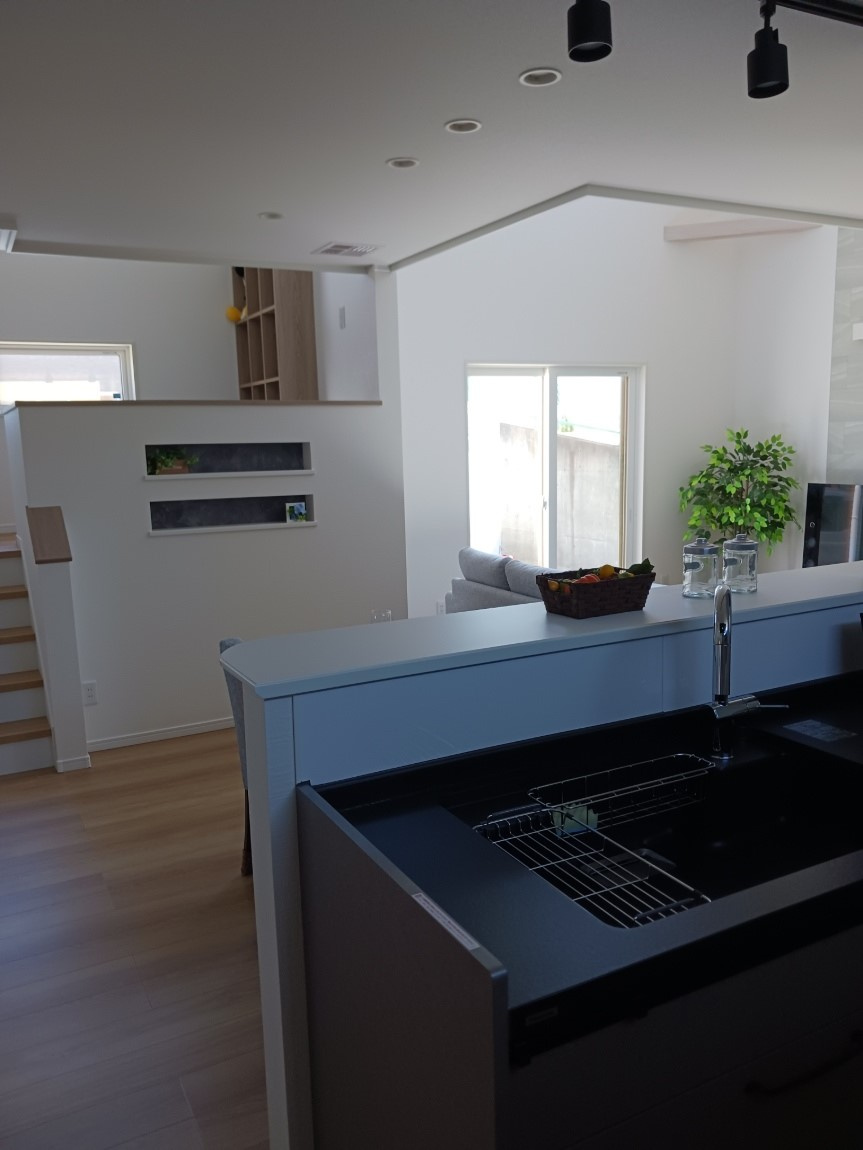 【居間・リビング】