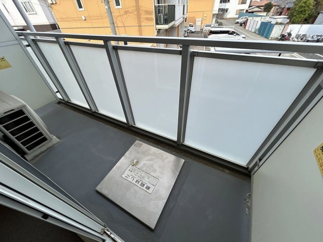 レオネクストブルーヴィラのバルコニー