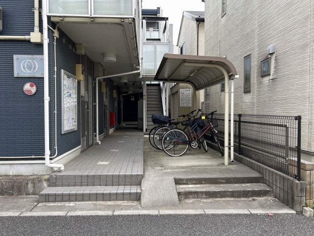 レオネクストブルーヴィラのエントランス