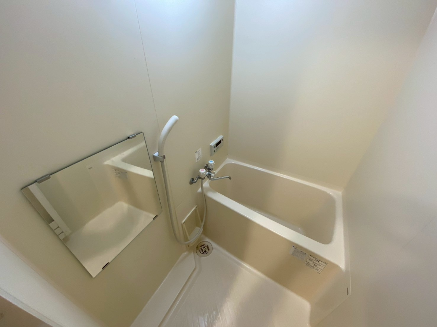 アリエス六甲の浴室