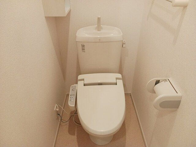 アンソレイユ　Ａのトイレ